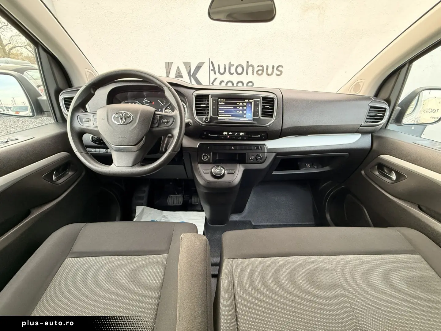 TOYOTA Proace Verso 2.0 D-4D L2 LANG  9-SITZER  STANDHE