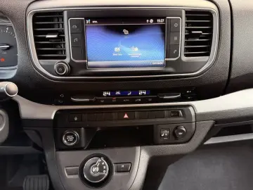 TOYOTA Proace Verso 2.0 D-4D L2 LANG  9-SITZER  STANDHE