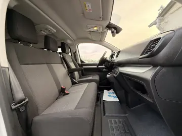 TOYOTA Proace Verso 2.0 D-4D L2 LANG  9-SITZER  STANDHE