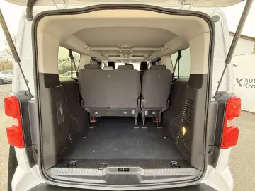 TOYOTA Proace Verso 2.0 D-4D L2 LANG  9-SITZER  STANDHE