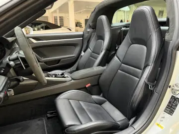 PORSCHE 911 Targa 4S Lift   Sport-Chrono   SitzKlima