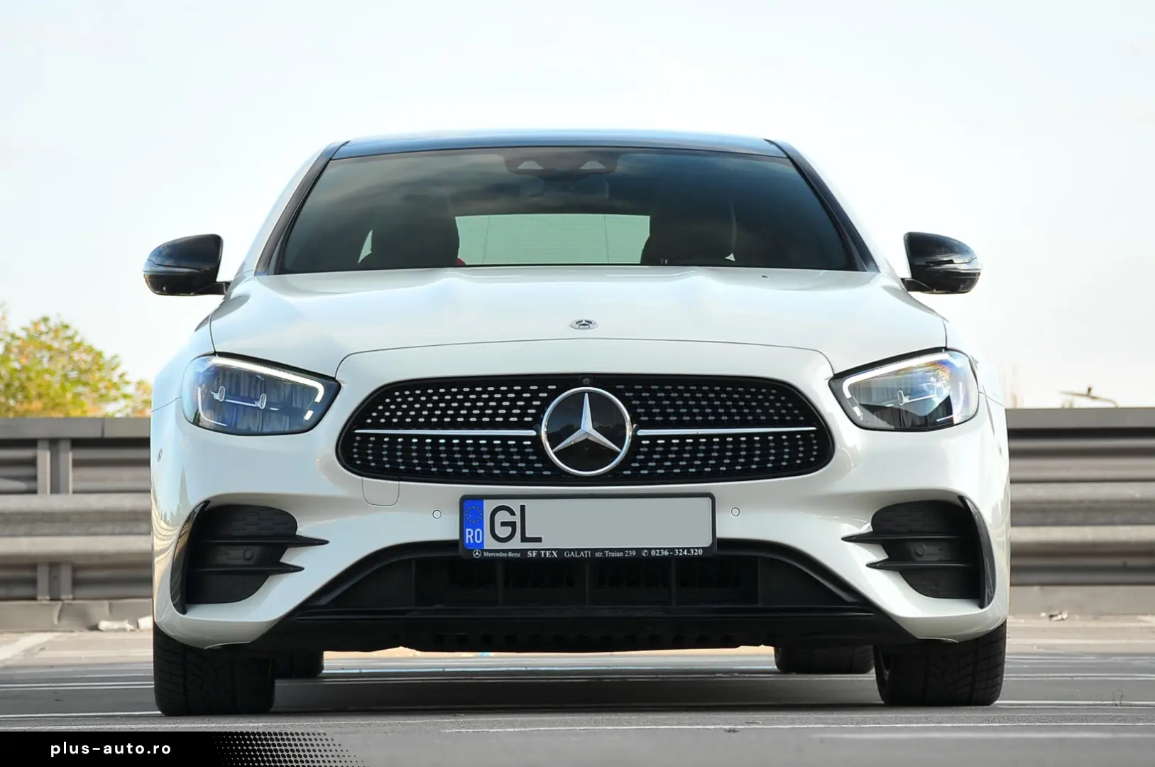 Mercedes-Benz E 300