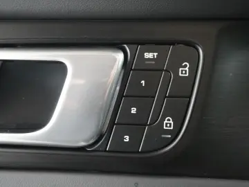 PORSCHE Panamera ST 4 E-Hybrid HUD SOFT PANO 18W APRV27