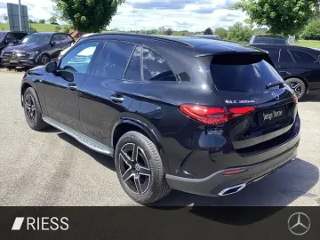MERCEDES-BENZ GLC 300 de 4M AMG Night Fahrassist. AHK Burm.