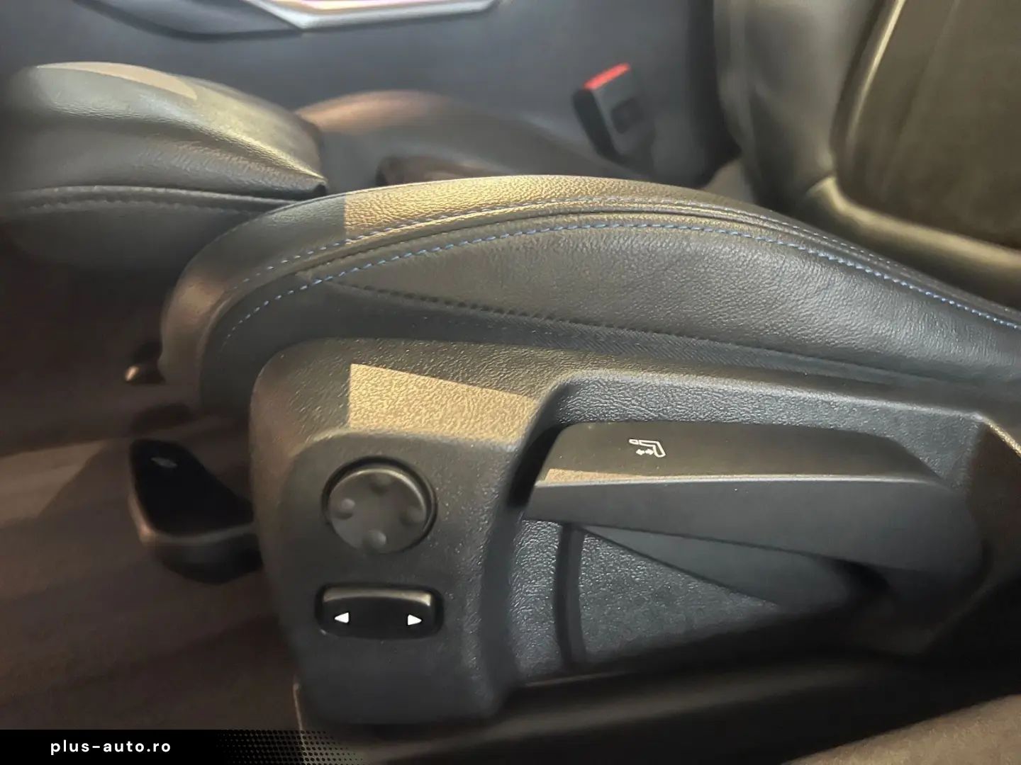 BMW M340i Lim. xDrive   1.HAND  SCHECKHEFT-BMW 360