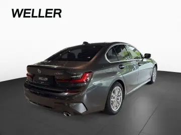BMW 330i xD Limo M SPORT Laser DA GSD Kam MEM HiFi