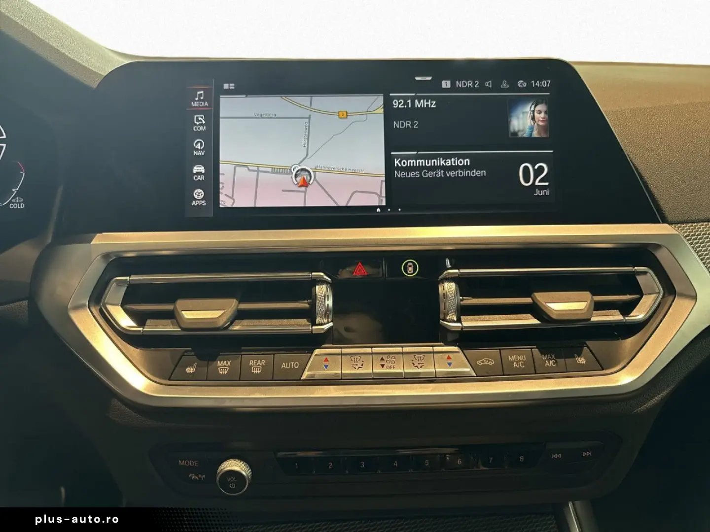 BMW 330i xD Limo M SPORT Laser DA GSD Kam MEM HiFi