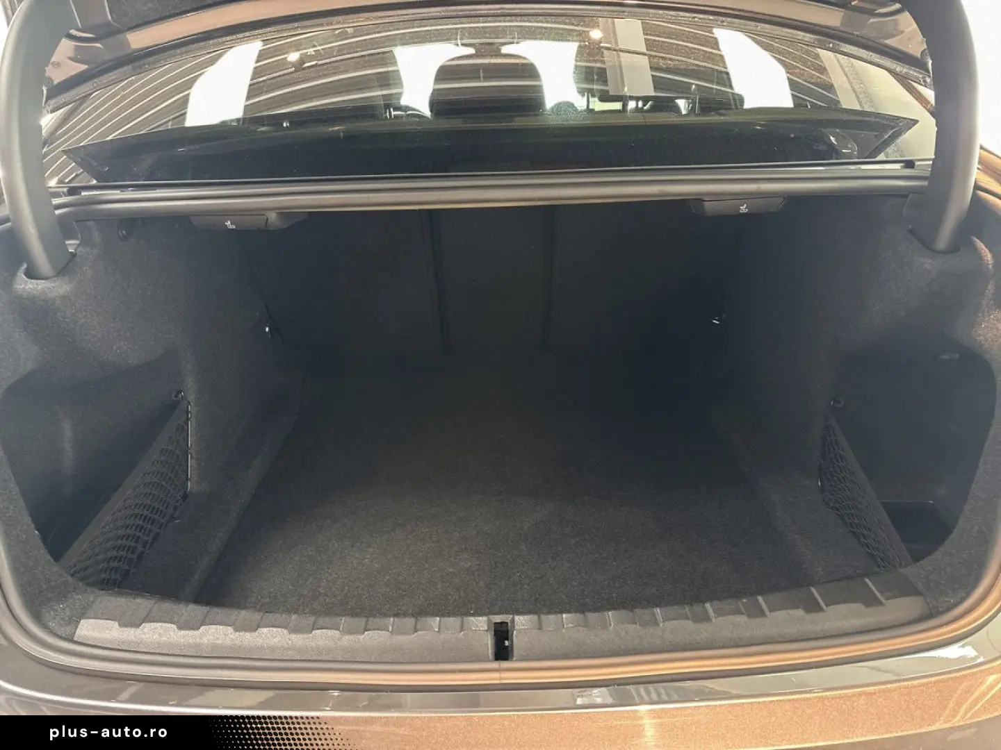 BMW 330i xD Limo M SPORT Laser DA GSD Kam MEM HiFi