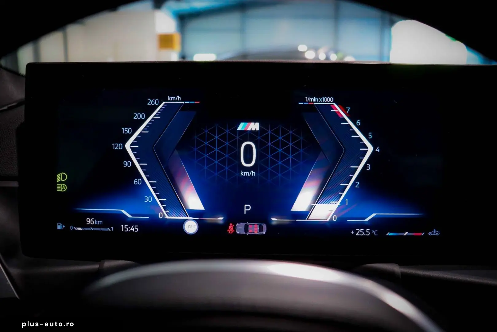 BMW 330i Lim. xD M Sport PANO H&K WIDESCREEN KAM LCI