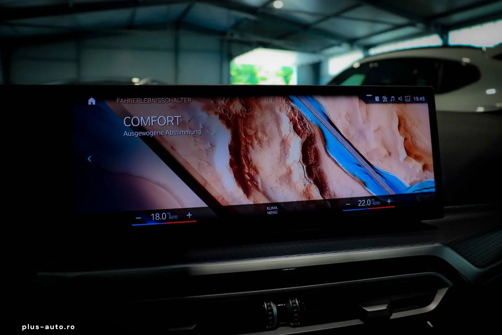 BMW 330i Lim. xD M Sport PANO H&K WIDESCREEN KAM LCI