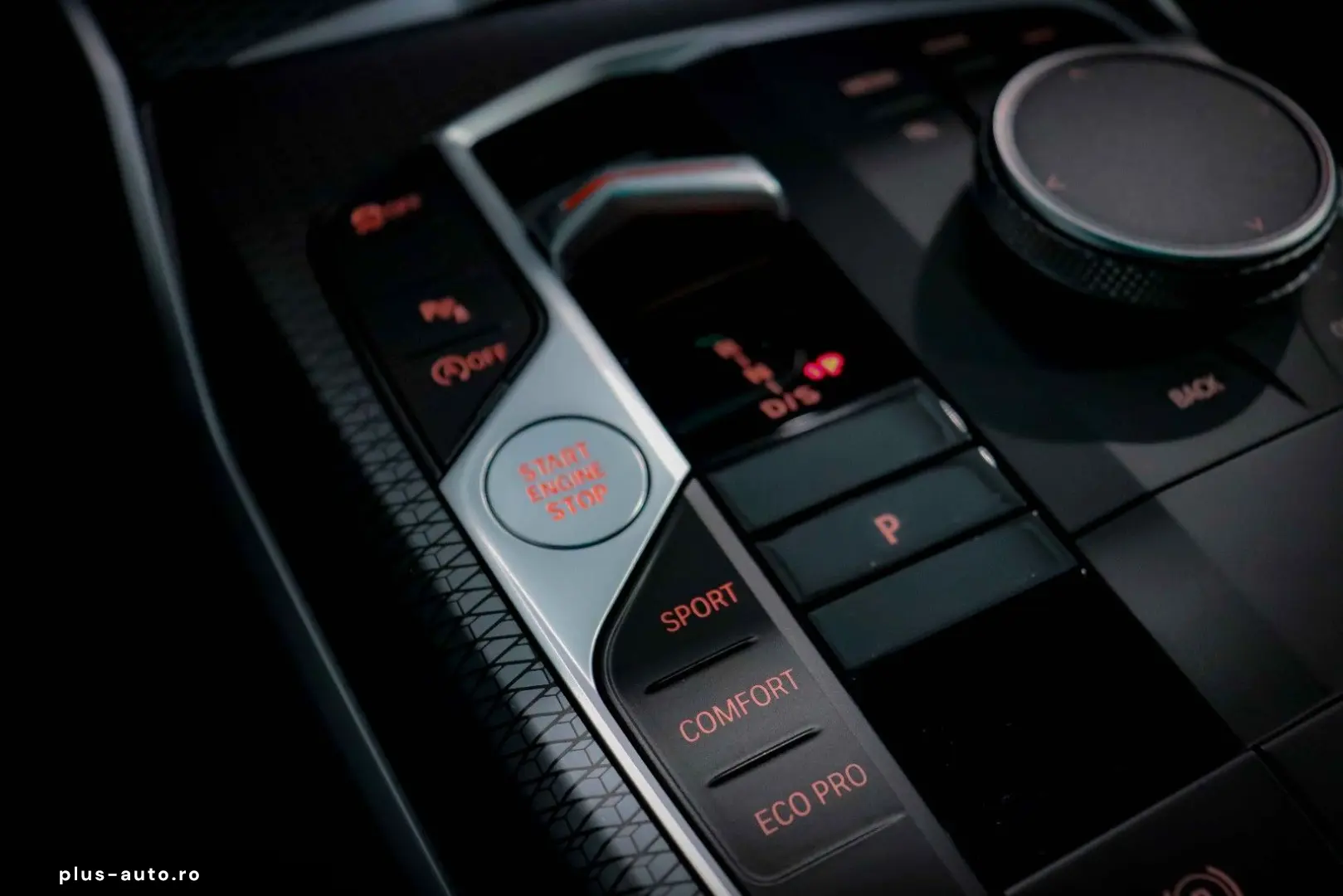 BMW 330i Lim. xD M Sport PANO H&K WIDESCREEN KAM LCI