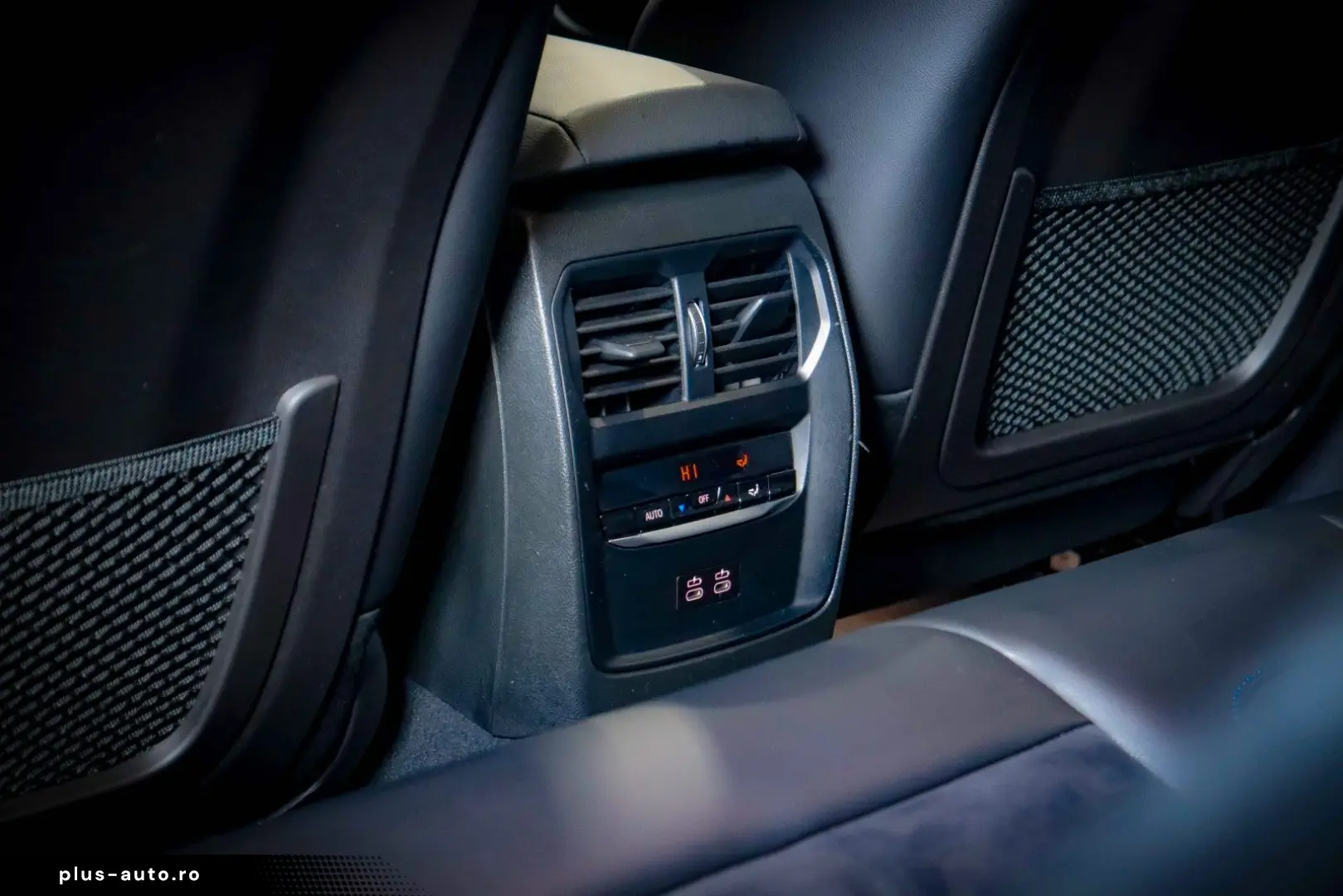 BMW 330i Lim. xD M Sport PANO H&K WIDESCREEN KAM LCI