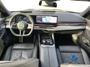 BMW 550e xDrive M Sport 20  Sitzbelüftung Sitzhzg. V