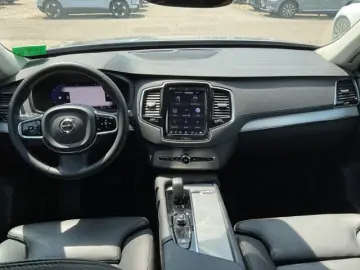 VOLVO XC90 T8 Plus Dark Plug-In AHK ACC Allwetterreif.