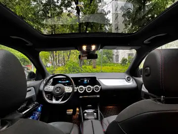 Mercedes-Benz GLA 250