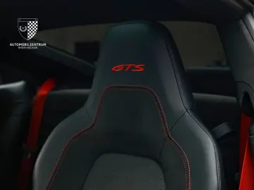 PORSCHE Porsche 992 Carrera GTS Sportsitze Schiebedach B