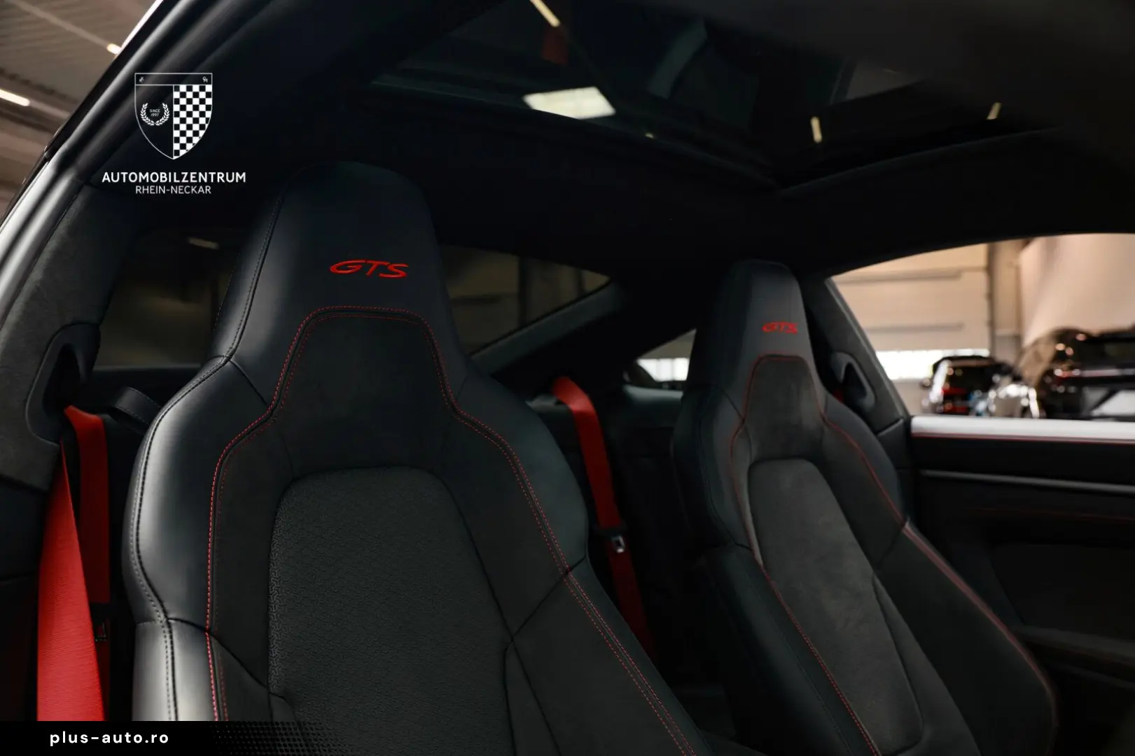 PORSCHE Porsche 992 Carrera GTS Sportsitze Schiebedach B