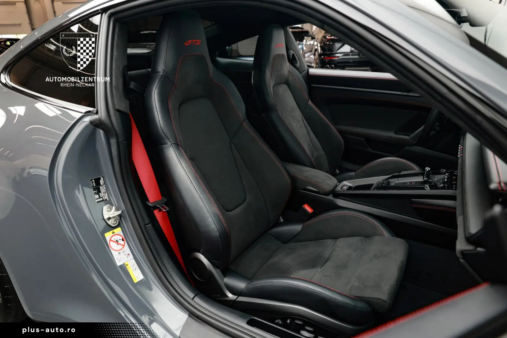 PORSCHE Porsche 992 Carrera GTS Sportsitze Schiebedach B