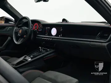 PORSCHE Porsche 992 Carrera GTS Sportsitze Schiebedach B