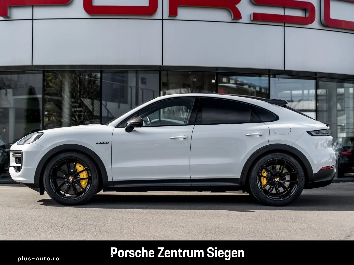 PORSCHE Cayenne Turbo E-Hybrid Coupe GT-Paket HUD Luftfe