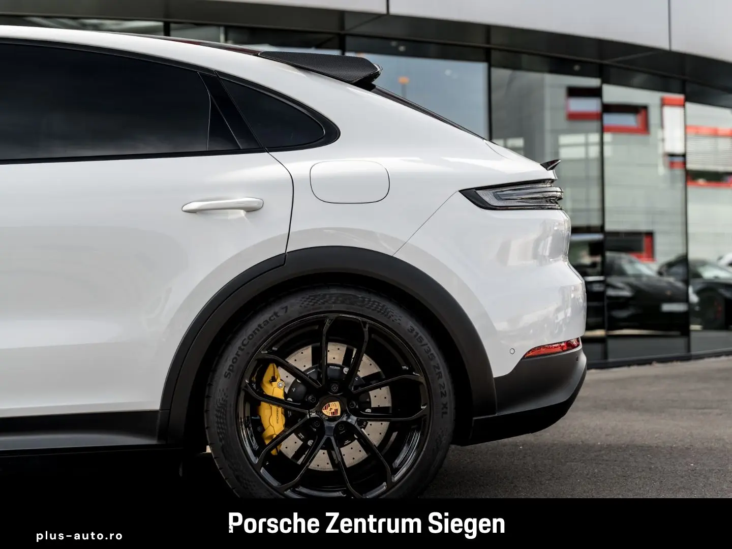 PORSCHE Cayenne Turbo E-Hybrid Coupe GT-Paket HUD Luftfe