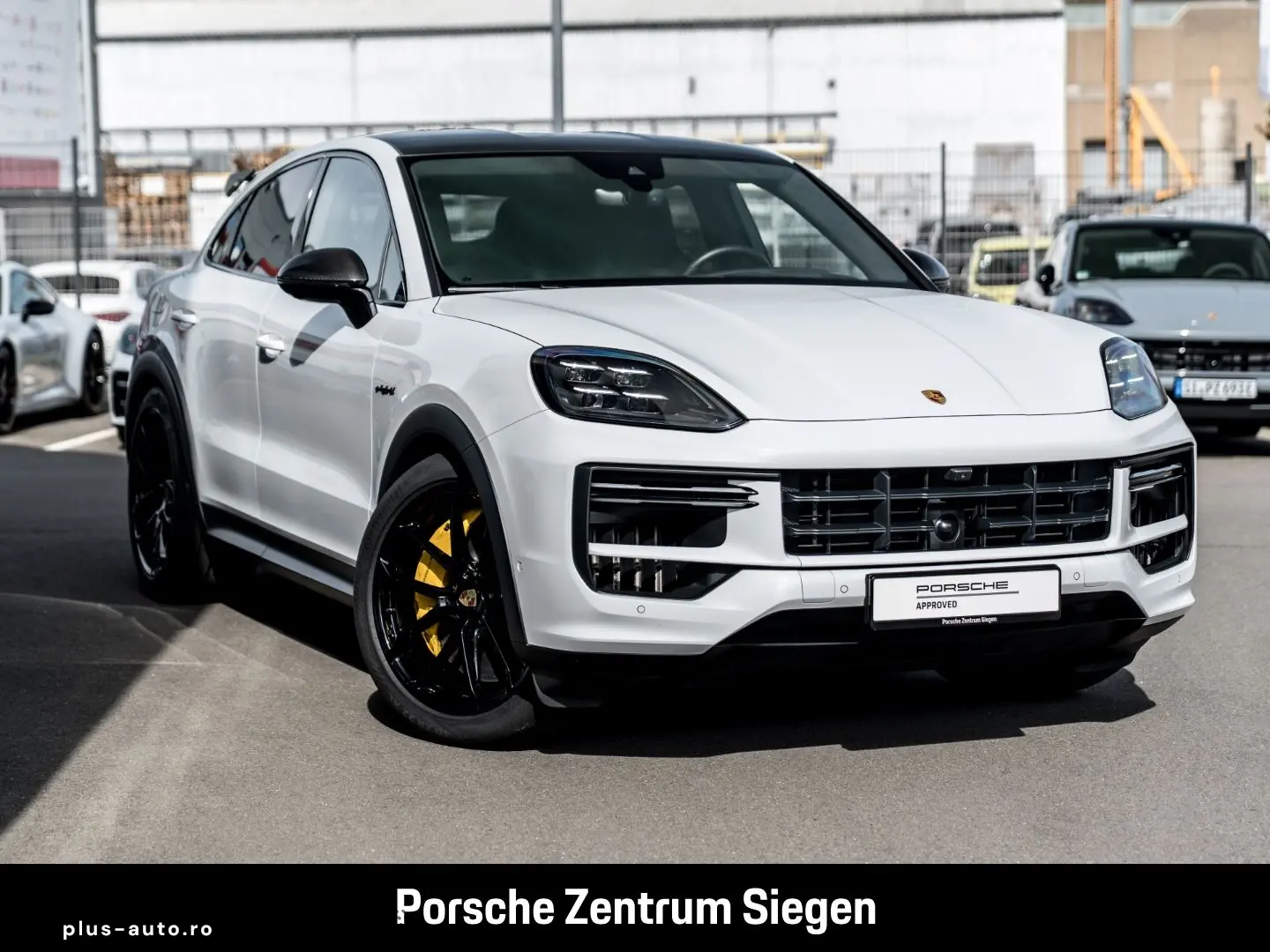 PORSCHE Cayenne Turbo E-Hybrid Coupe GT-Paket HUD Luftfe