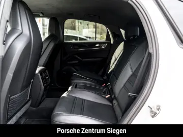 PORSCHE Cayenne Turbo E-Hybrid Coupe GT-Paket HUD Luftfe
