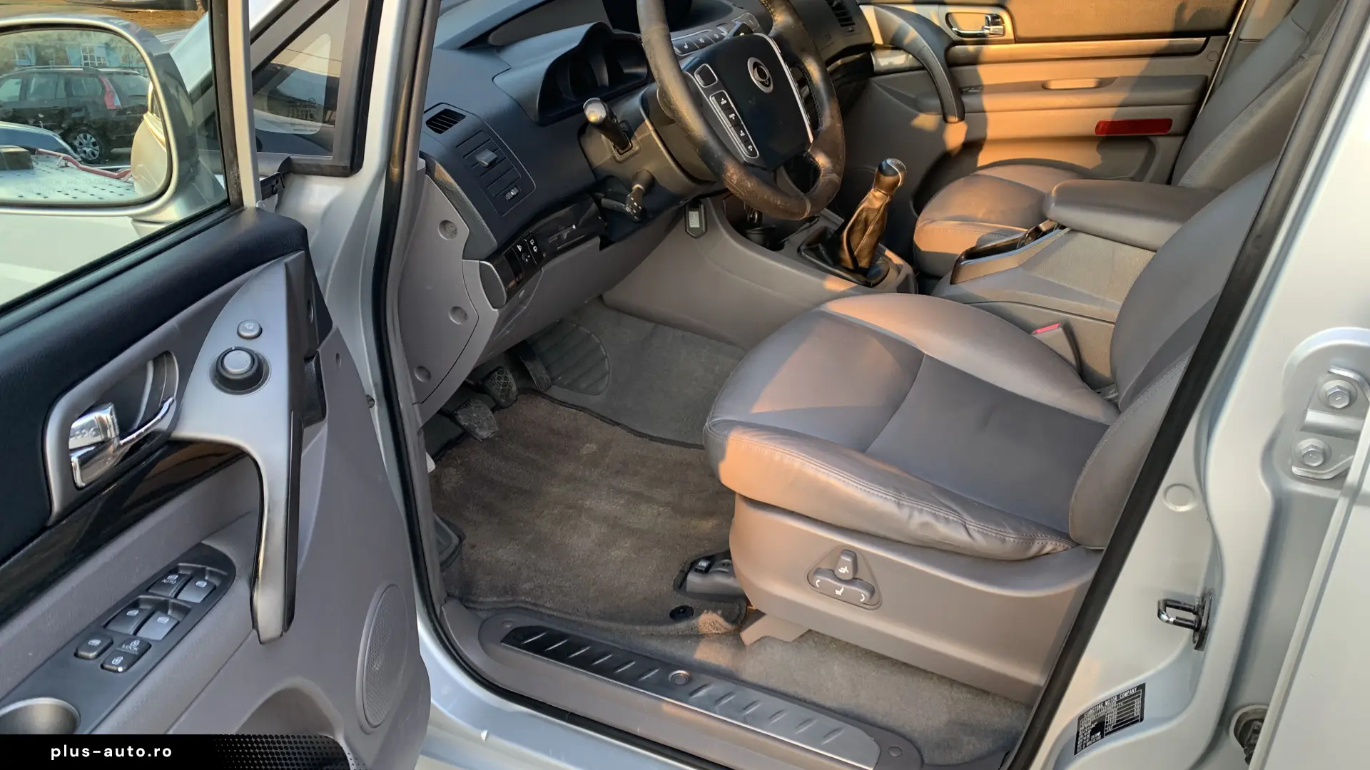 Ssangyong Rodius 2015 7locuri 2.0 D 163 cp