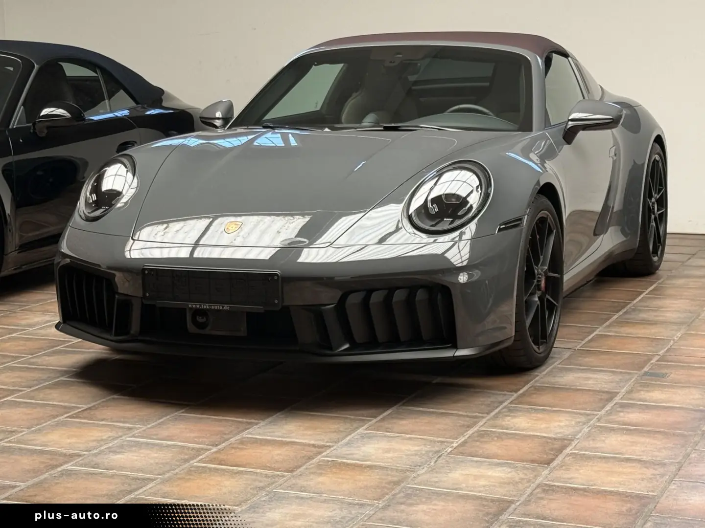 PORSCHE 992 911 Targa 4 GTS T-Hybrid  BOSE PORSCHE INNOD