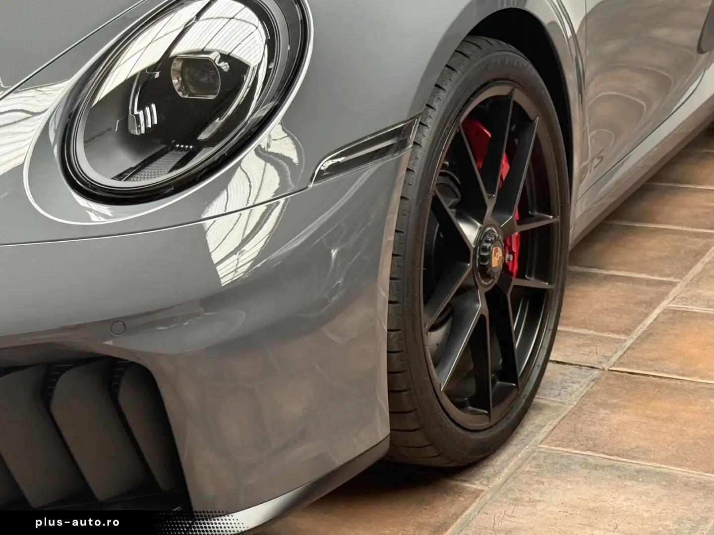PORSCHE 992 911 Targa 4 GTS T-Hybrid  BOSE PORSCHE INNOD