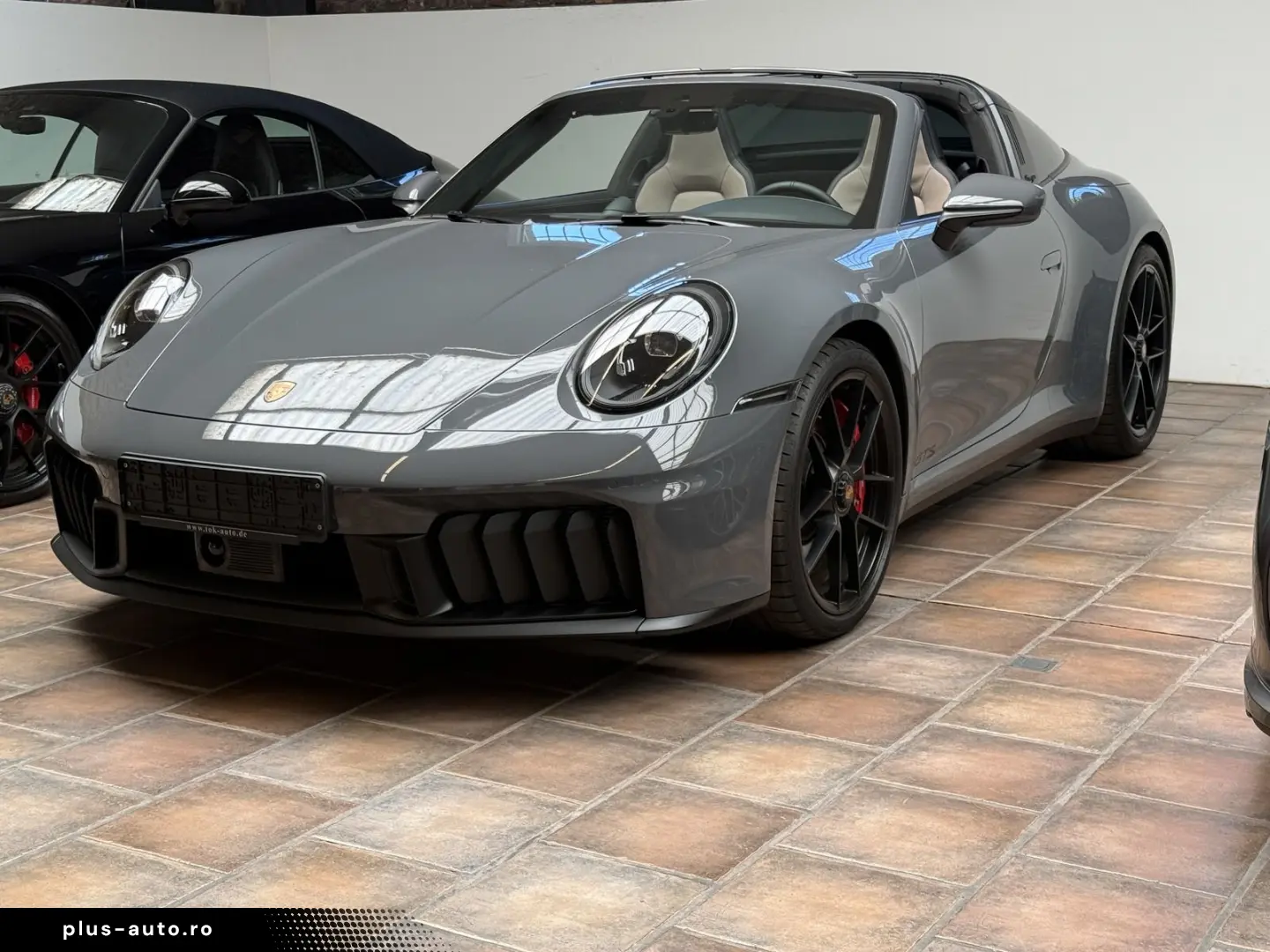 PORSCHE 992 911 Targa 4 GTS T-Hybrid  BOSE PORSCHE INNOD