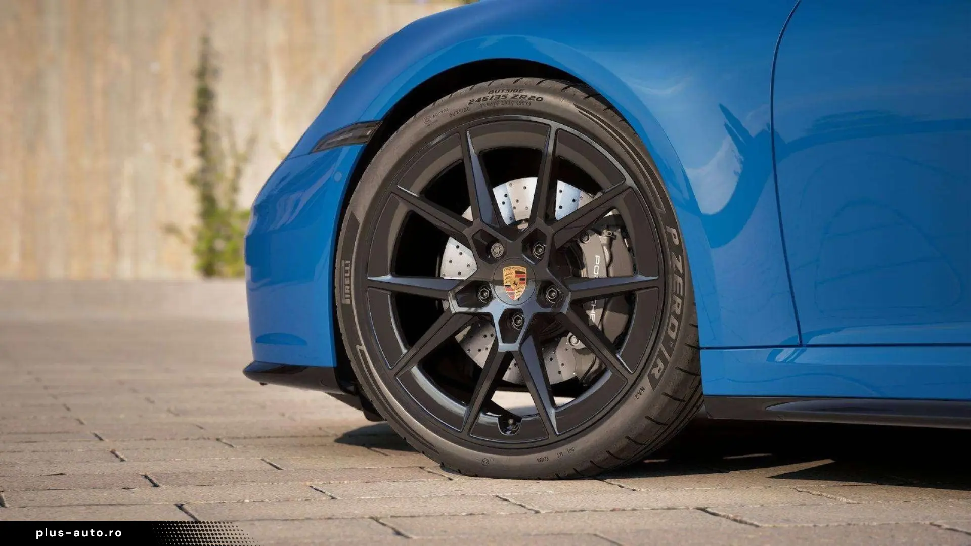 PORSCHE 992 .2 COUPE AEROKIT SPORTUITL 21  PANO HDMATRIX