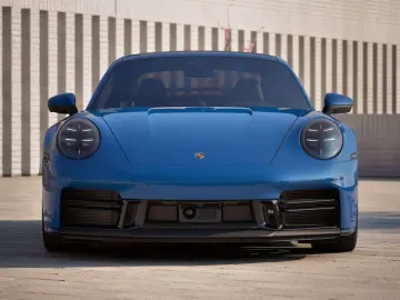 PORSCHE 992 .2 COUPE AEROKIT SPORTUITL 21  PANO HDMATRIX