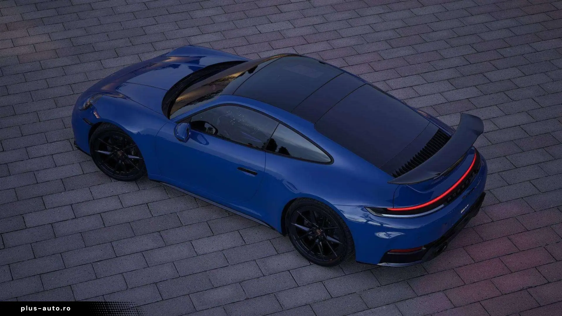 PORSCHE 992 .2 COUPE AEROKIT SPORTUITL 21  PANO HDMATRIX