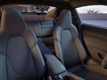 PORSCHE 992 .2 COUPE AEROKIT SPORTUITL 21  PANO HDMATRIX