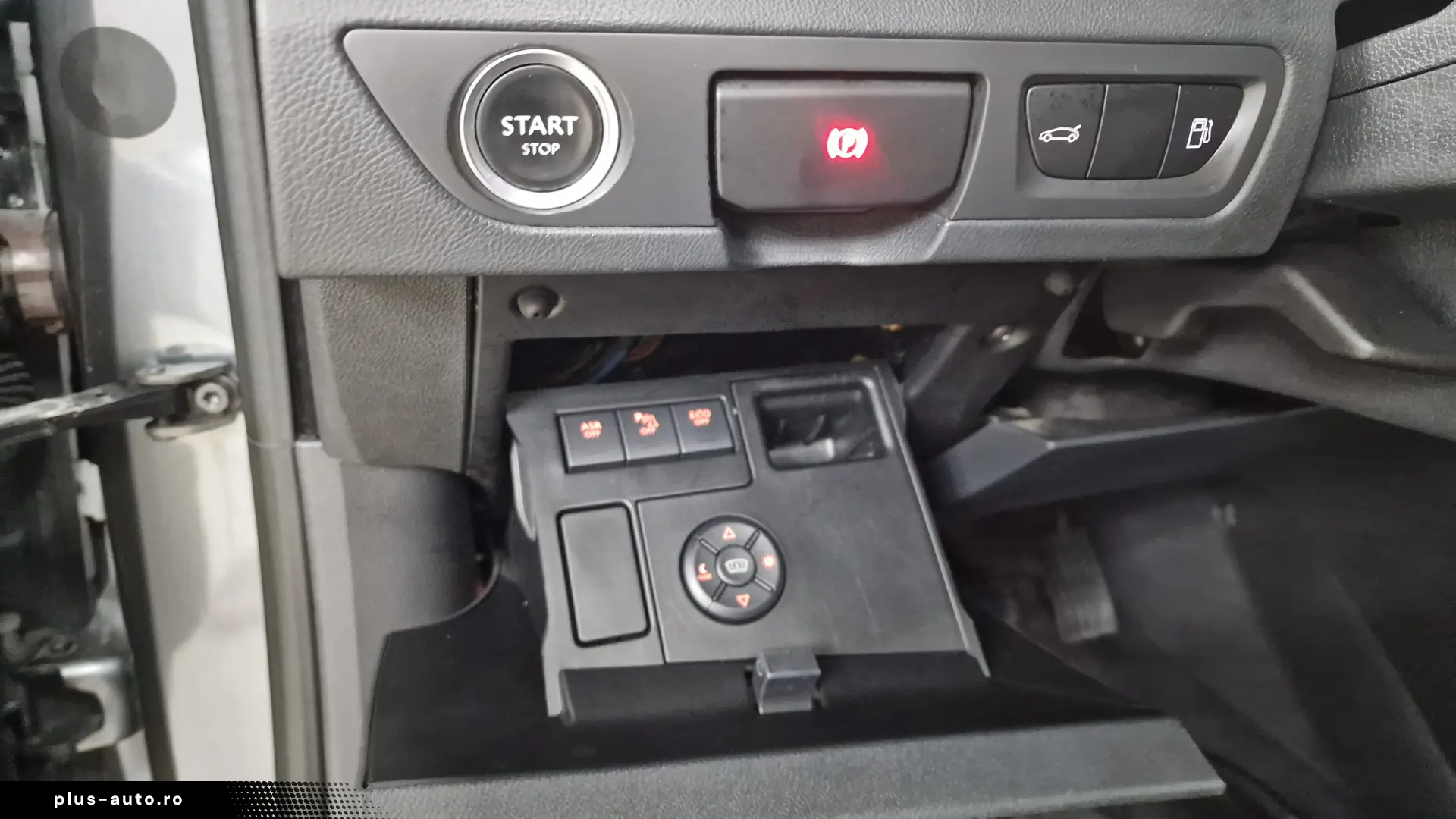Peugeot 508 Hybrid 200Cp 4x4 Masaj Keyless HeadUp Perdelute