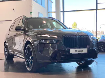 BMW X7 40d M-Sport Pro Carbon Sbel B&W ACC AHK 22
