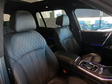 BMW X7 40d M-Sport Pro Carbon Sbel B&W ACC AHK 22