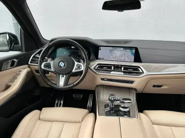 BMW X7 40xd M Sport Night-Vison Soft-Close Pano 7-Si