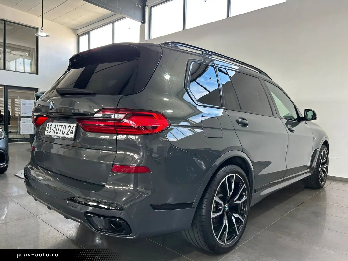 BMW X7 40xd M Sport Night-Vison Soft-Close Pano 7-Si