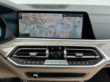 BMW X7 40xd M Sport Night-Vison Soft-Close Pano 7-Si