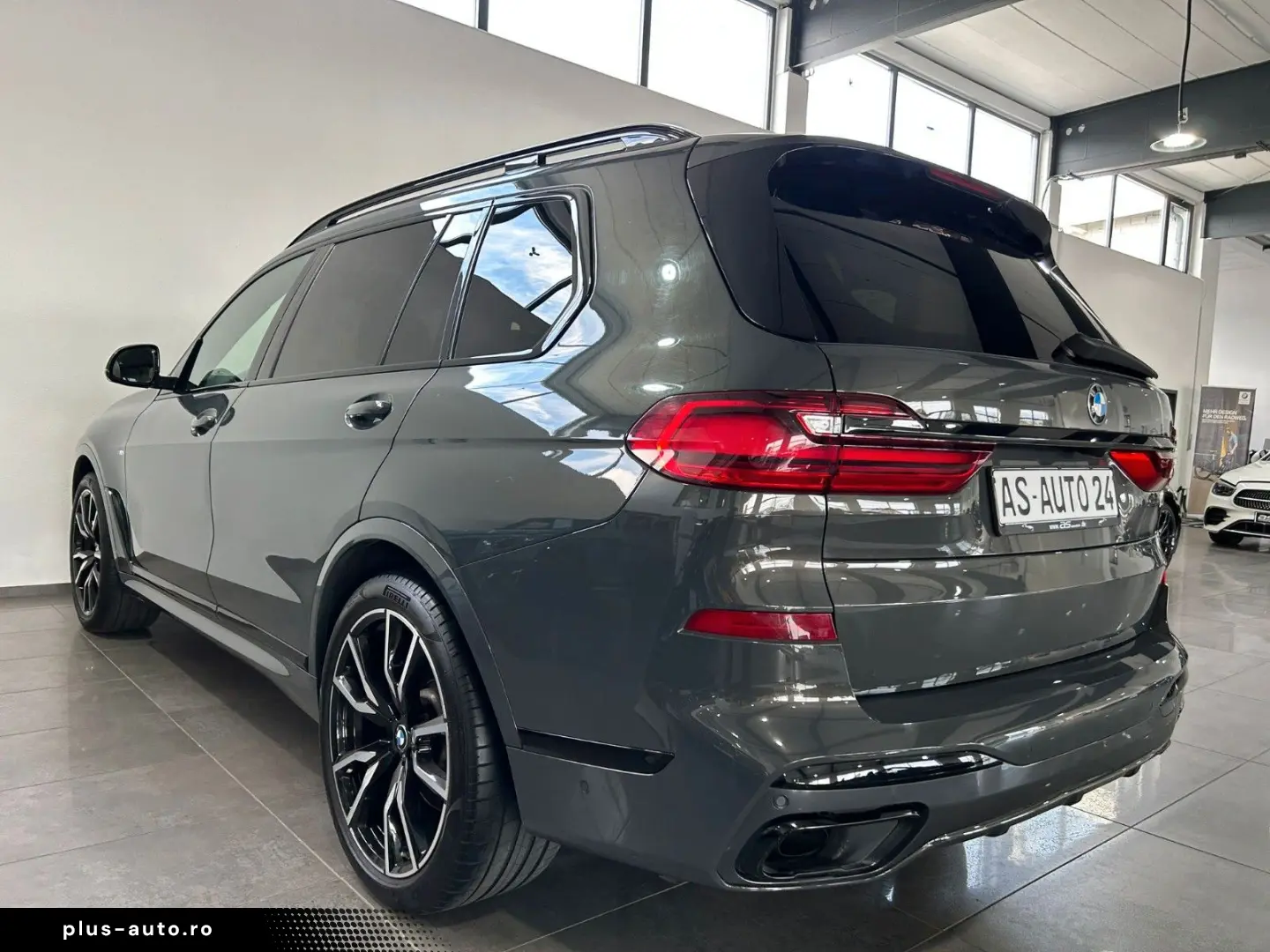 BMW X7 40xd M Sport Night-Vison Soft-Close Pano 7-Si