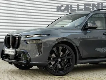 BMW X7 M60 M60i - 6 sitze - Individual - Bowers & Wi
