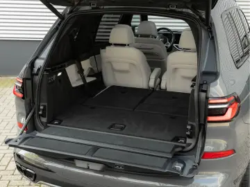 BMW X7 M60 M60i - 6 sitze - Individual - Bowers & Wi