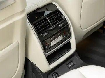 BMW X7 M60 M60i - 6 sitze - Individual - Bowers & Wi