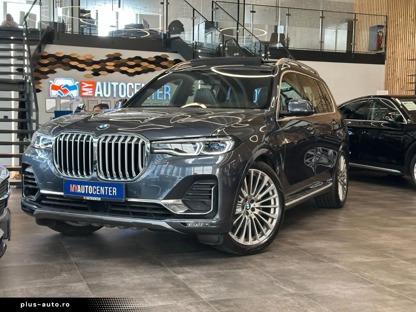 BMW X7  PANO(SKYLOUNGE) HEADUP 6SITZER 5-ZONEN VOLL