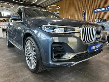 BMW X7  PANO(SKYLOUNGE) HEADUP 6SITZER 5-ZONEN VOLL