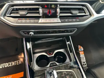 BMW X7  PANO(SKYLOUNGE) HEADUP 6SITZER 5-ZONEN VOLL