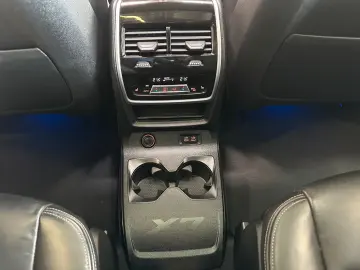 BMW X7  PANO(SKYLOUNGE) HEADUP 6SITZER 5-ZONEN VOLL