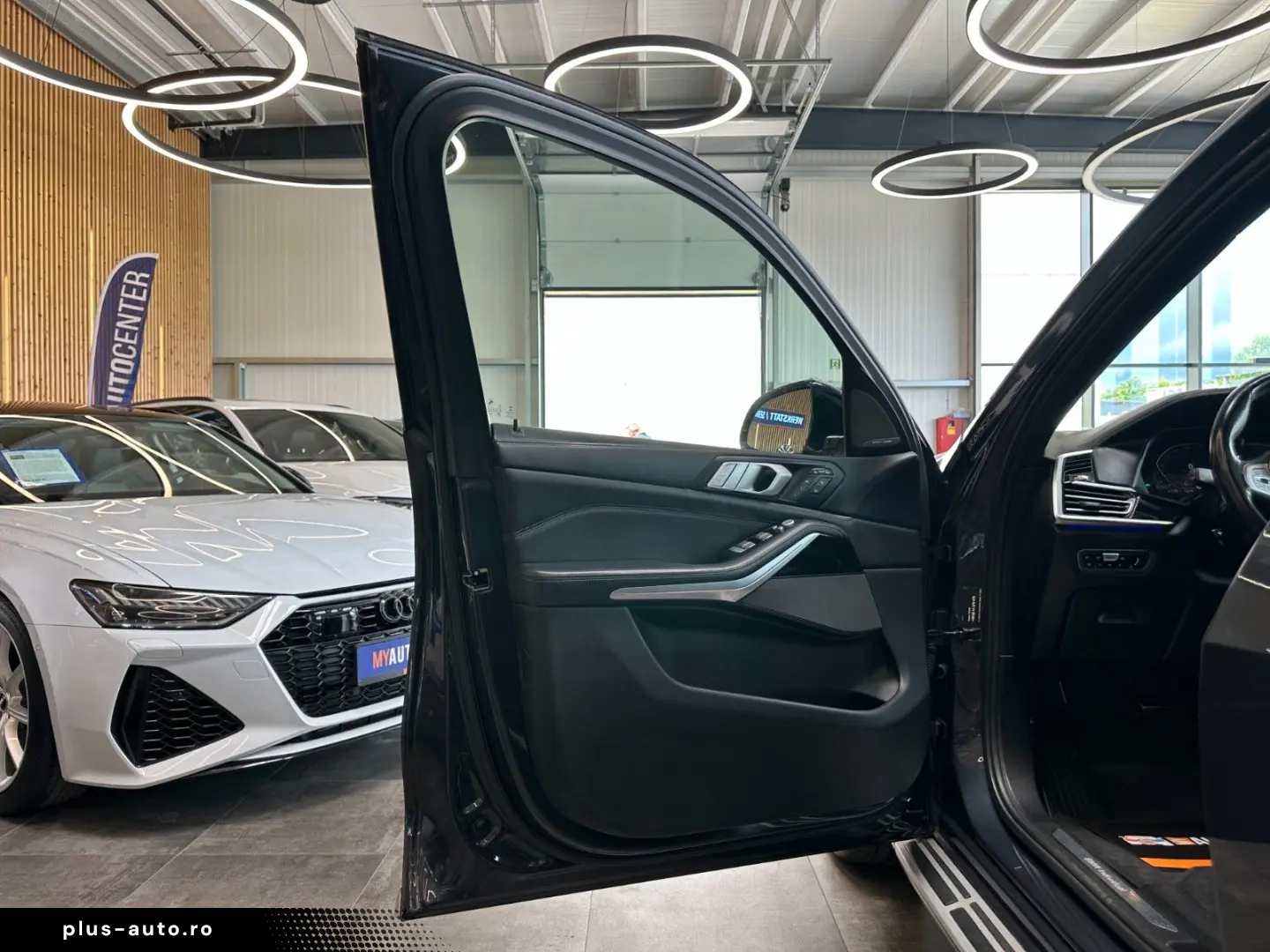 BMW X7  PANO(SKYLOUNGE) HEADUP 6SITZER 5-ZONEN VOLL